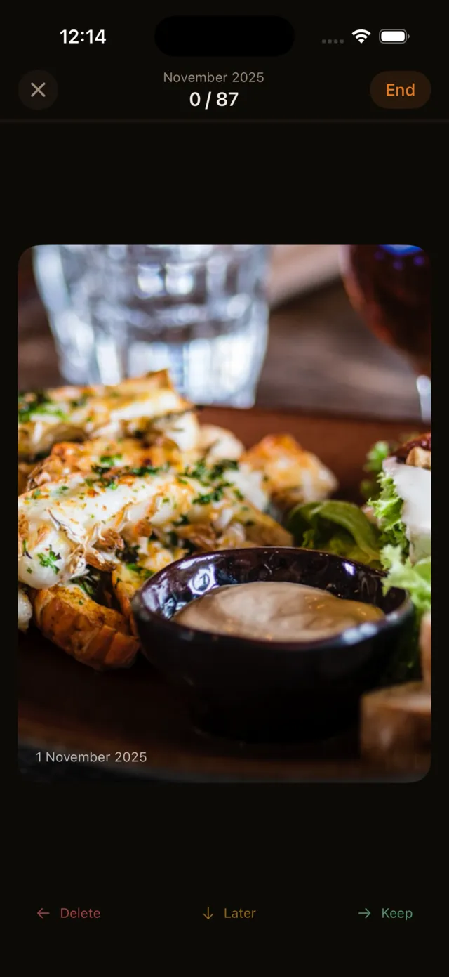 Pixtide swipe interface showing a photo ready to sort